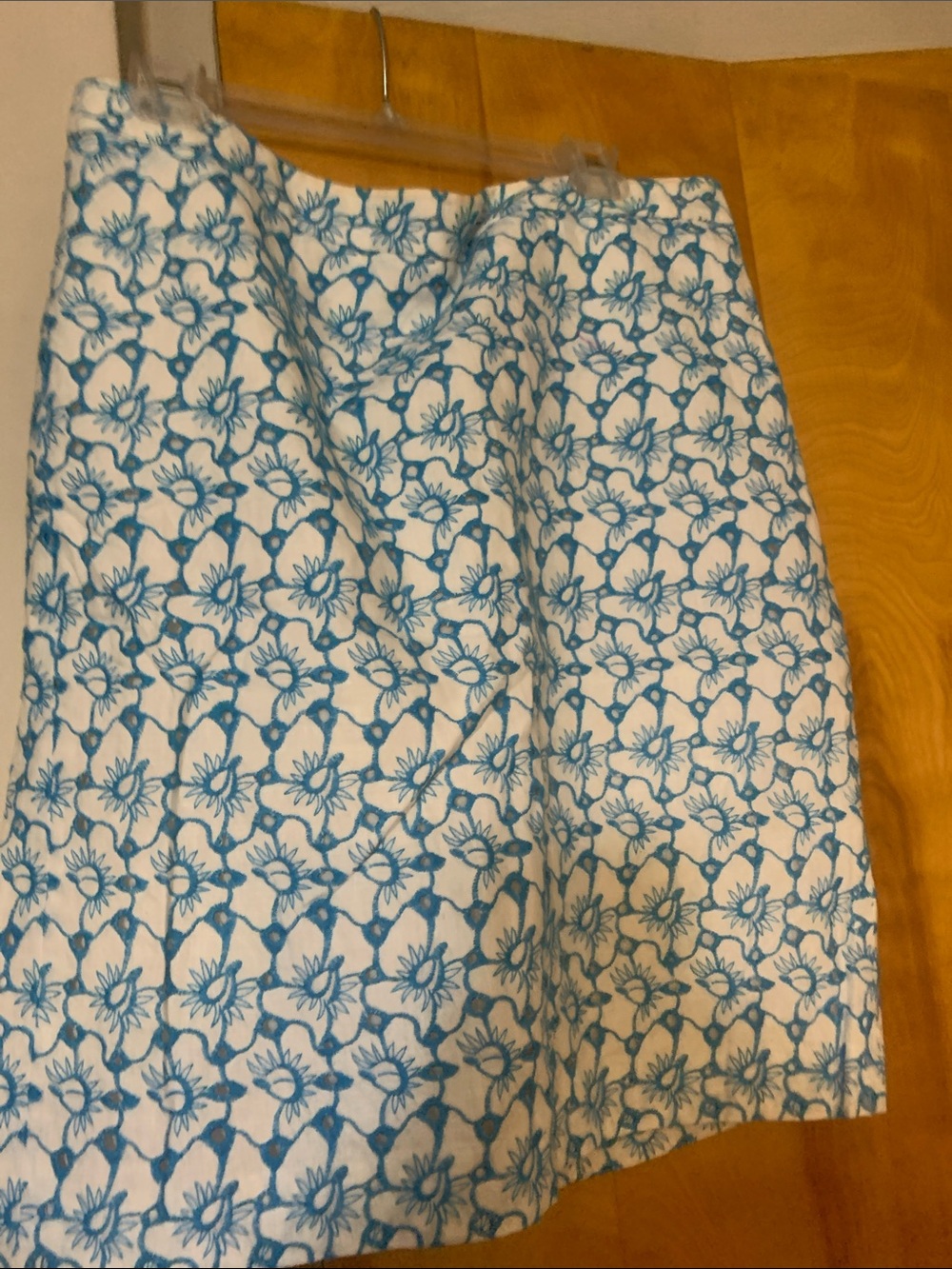 Skirt. Spare room